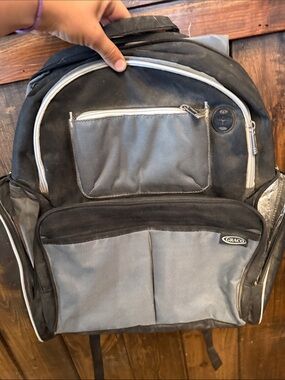 Graco Men's Black & Gray Utility Backpack